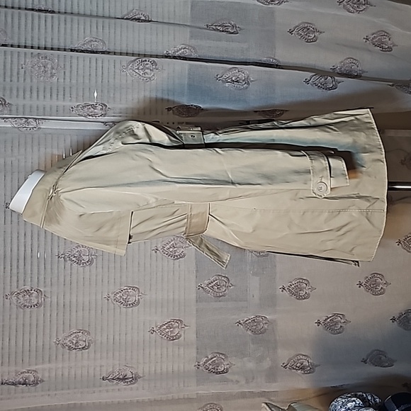 Beige Coat - Picture 11 of 16